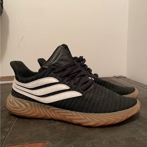 adidas Sobakov Black Gum 2018, Men's 9.5 US Authentic Fashion Sneaker - soccer